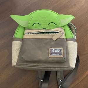 Baby Yoda loungefly backpack. Star Wars.